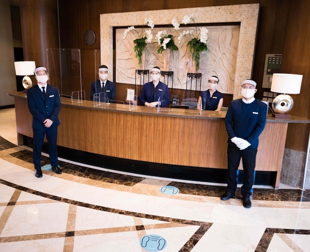 The Avenue Plaza Hotel Naga Kültér fotó