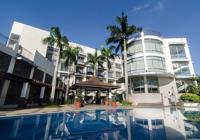 The Avenue Plaza Hotel Naga Kültér fotó