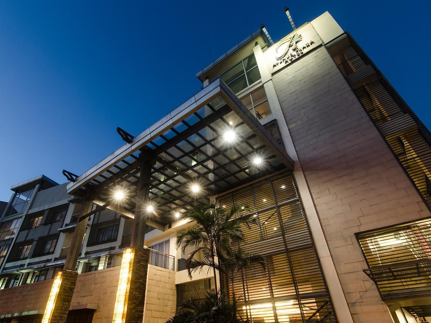 The Avenue Plaza Hotel Naga Kültér fotó